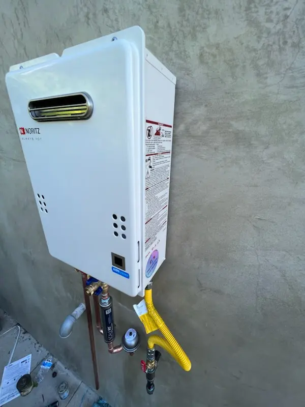 Tankless water heater installation for Saraland homes